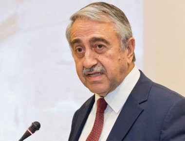 Για τη Νέα Υόρκη αναχώρησε σήμερα ο Μ.Ακιντζί- «Στόχος να ξεπεραστεί το αδιέξοδο στο Κυπριακό»